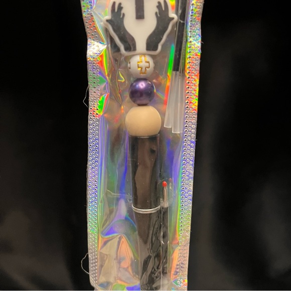 Black and White Cross focal bead pen - Picture 4 of 6